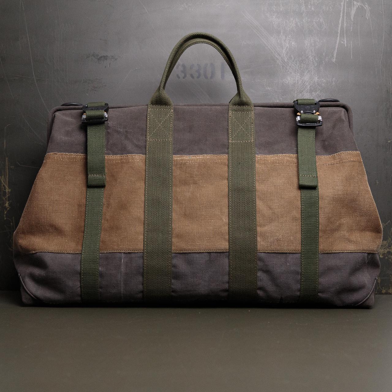 40年代イギリス軍墨黒キャンバス45cmフレーム入りキャンバスドクターバッグIND1705